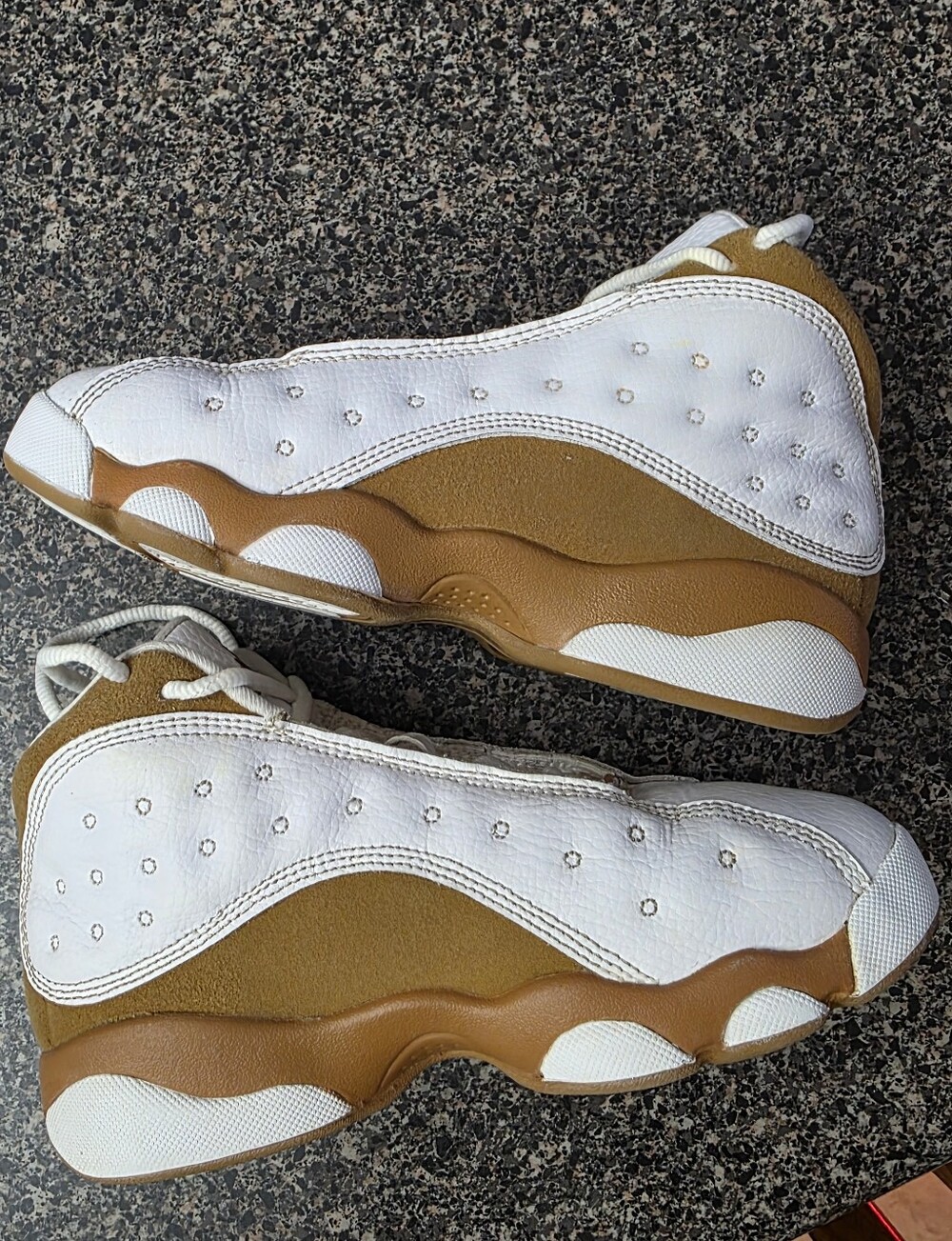 Nike Air Jordan 13 Retro Sneakers Athletic Shoes Youth Shoes Size 1.5Y